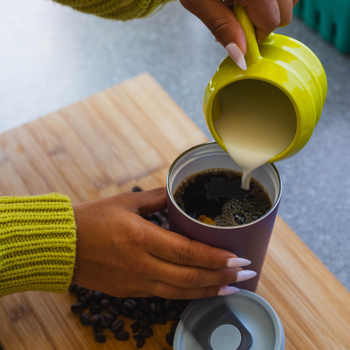 12oz_pushsip_ceramic_coating_triple_insulated_Stainless_Steel_coffee_mug_life style image_add cream